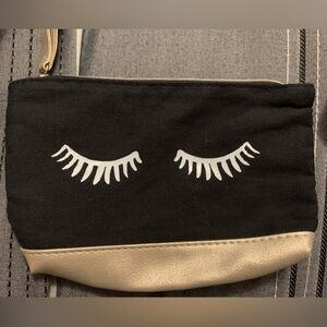 FREE w/$50 purchase || Ipsy makeup bag